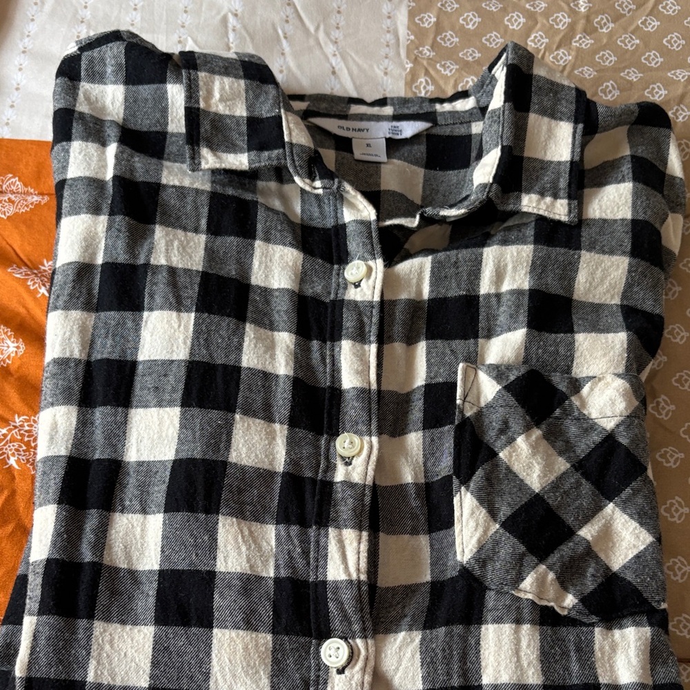 Old Navy Black and White Checkered Shirt